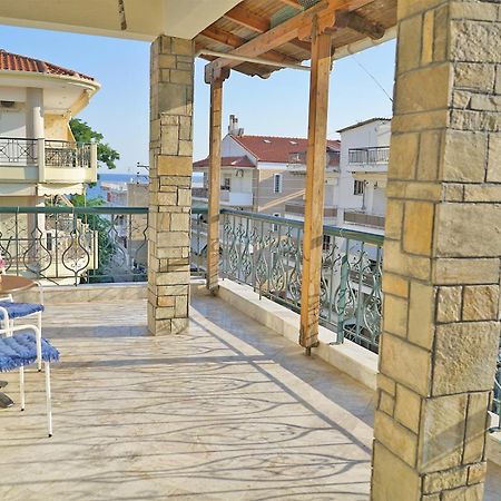 Hotel Atlantis Nea Kallikrateia Номер фото
